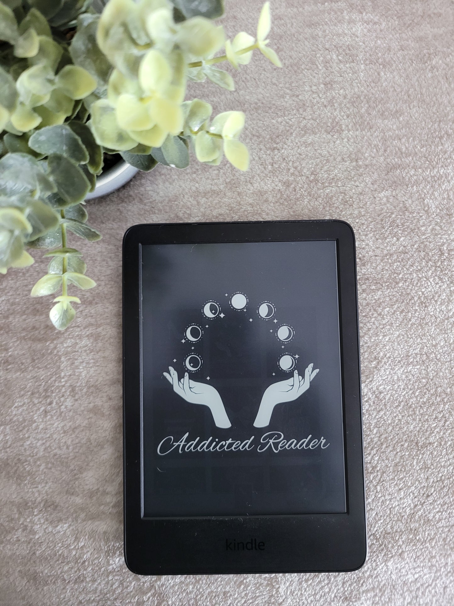 Addicted Reader Kindle Screensaver
