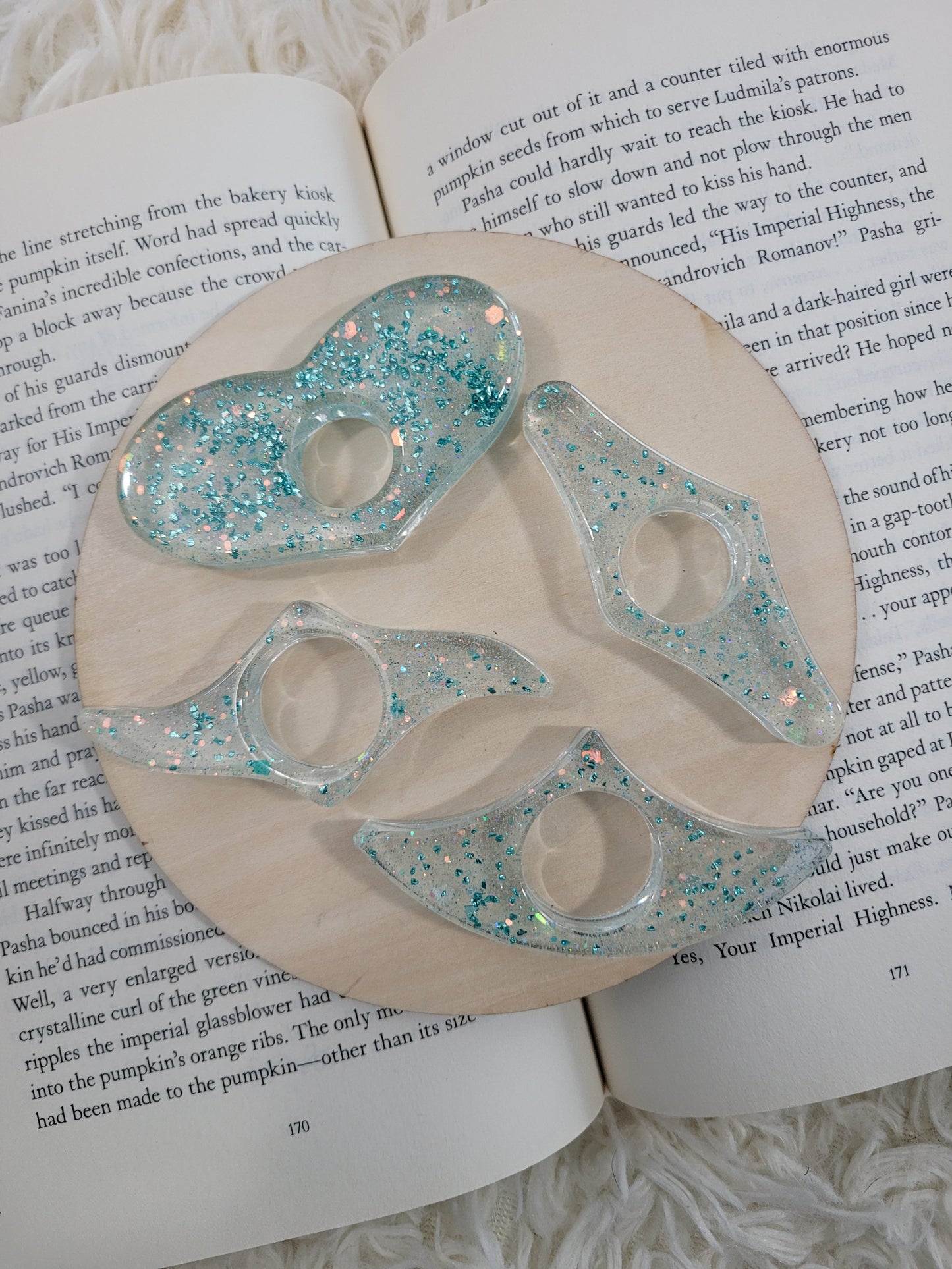 Clear Sea Green Page Holder